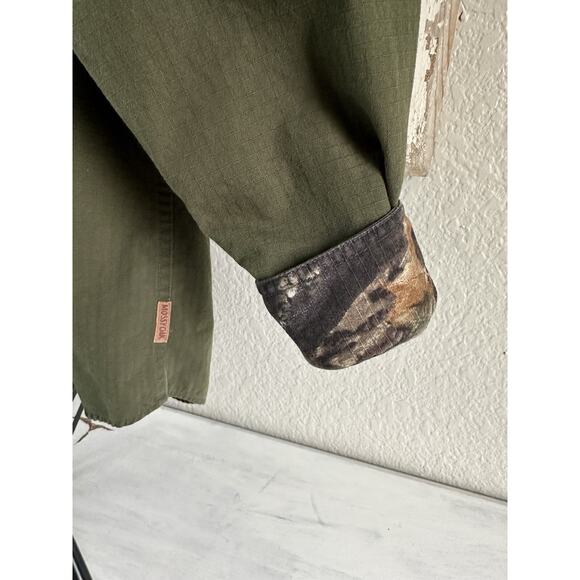Mossy Oak Mens Size Medium Dark Hunter Green Long Sleeves Button Front - Picture 6 of 13